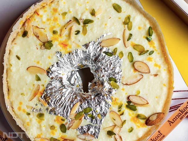 5 Delhi-NCR Sweet Shops You Can't Miss This Monsoon For Irresistible Ghevar