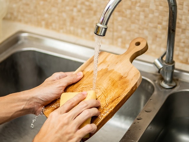 Photo : 5 Easy Tips To Clean Your Wooden Utensils