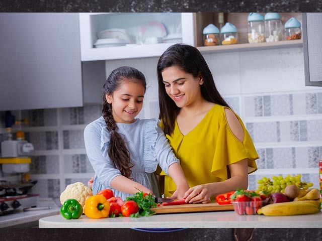 5 Fun And Fireless Cooking Ideas To Engage Kids In The Kitchen