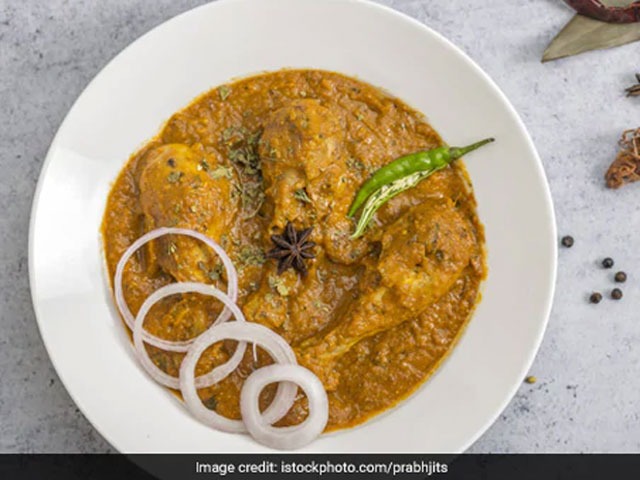 5 Lip-Smacking Chicken Curries You Must Try
