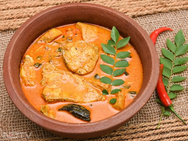 7 Lip-Smacking Indian Fish Curries You've Been Missing Out On