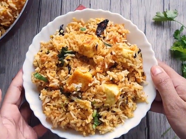 How To Make Paneer Makhani Biryani (Step-By-Step Recipe)