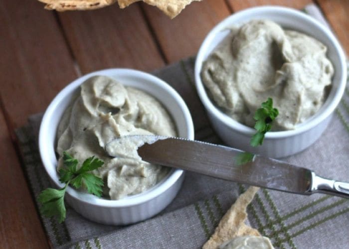 7 Dips to Spice Up Your Mundane Meals