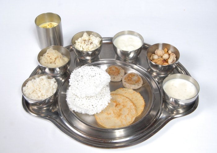 What: Navratra special satvik cuisine menu at Radisson Blu MBD, Noida<br> 
Some of the highlishts of the menu are: <br><br>

? <b>Main Menu</b>: The Navratra menu comprises of all the traditional dishes like sabudana tikki, sama ke chawal ki roti, Vrat ka Pulav, Vrat ke Chawal, arbi ki sazi, kaddu ki Subzi, and Aloo Rasmissa. <br><br>

? Vrat special is paneer and aloo makhana <br><br>

? <b>For Desserts</b>: Savour specialties like the Makhana Kheer, Kaddu Ka Halwa, Sabudana Kheer and the Sama Ki Kheer. <br><br>



Where: S 18 & Made In India (on request) at Radisson MBD Noida<br><br>

Availability: Both Lunch and dinner<br><br>

When: 31st April till 7th April, 2014<br><br>

Time:<br>
For Lunch: 12:30 pm to 3:30 pm<br>
For Dinner: 7:30 pm to 11:45pm