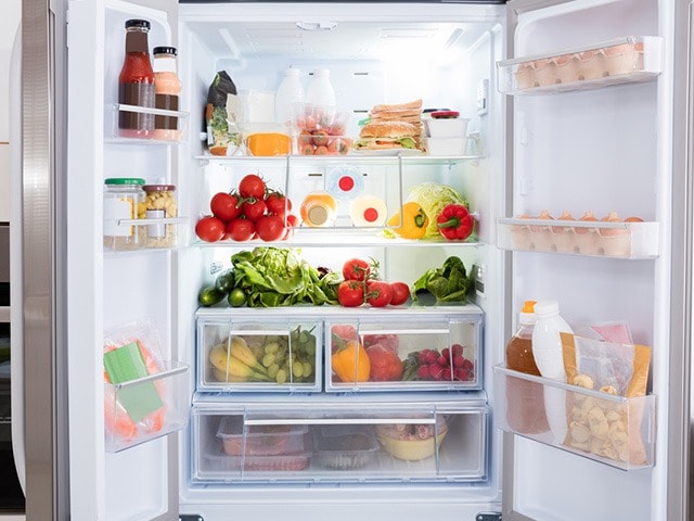 Photo : गर्मी में भूलकर भी फ्रिज में न रखें ये 5 चीजें