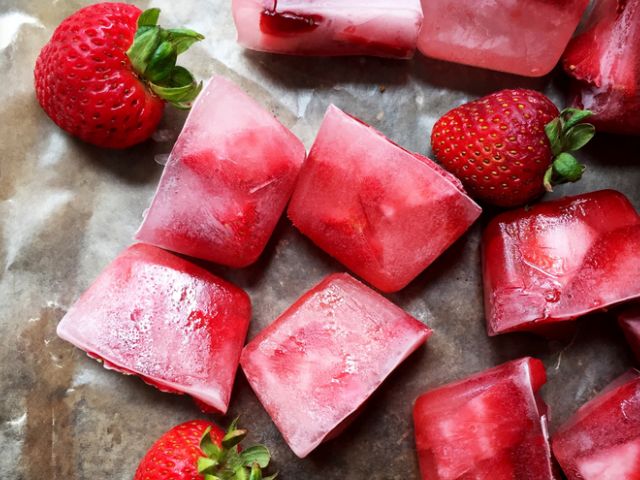 10 Genius Ways to Use an Ice Cube Tray