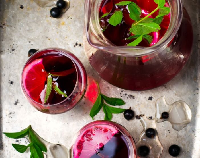 Beat the Heat - 7 Smashing Summer Drinks to Cool You Down Beat the Heat - 7 Smashing Summer Drinks to Cool You Down