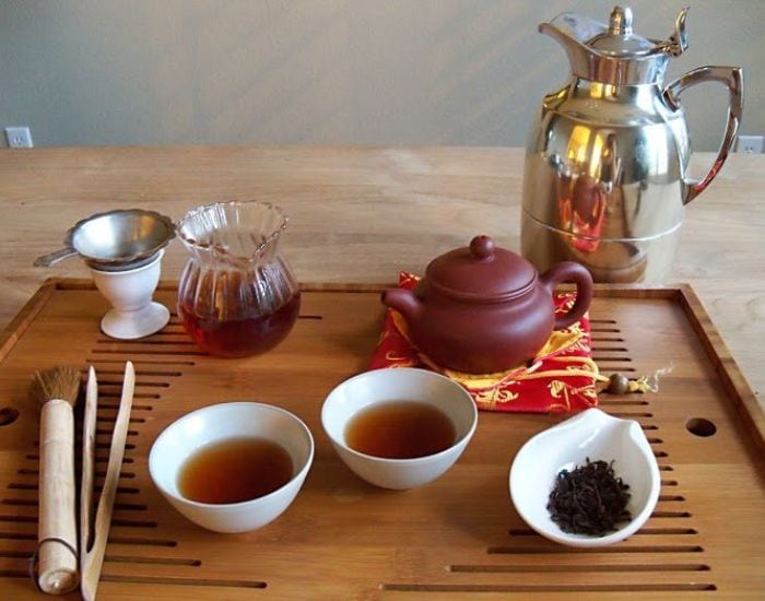 Чайная церемония галицкий. Традиционная китайская чайная церемония. Китайская церемония чаепития. Церемония чая в Китае. Чайные традиции Китая.