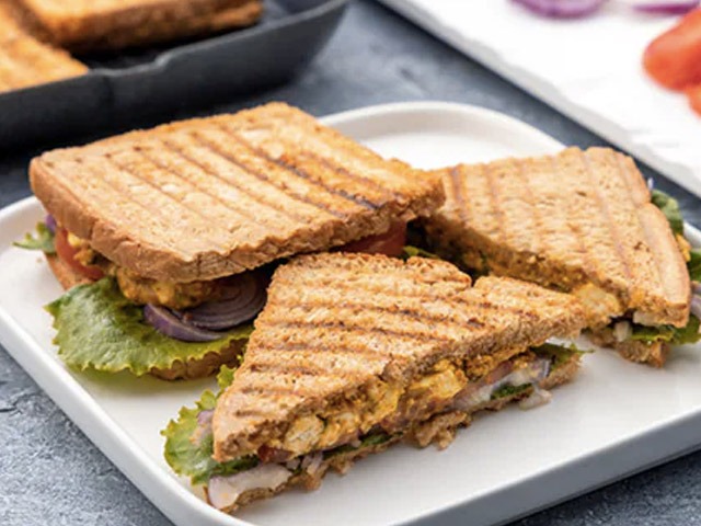 These 5 Indian Breakfast Recipes Can Be Made In 15 Minutes