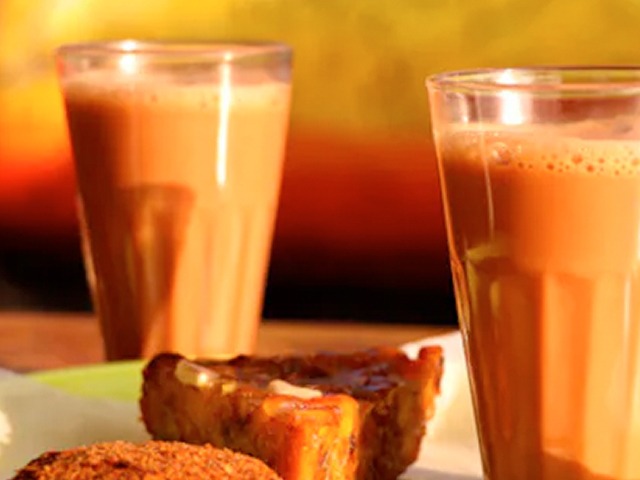 5 Hot And Soothing Tea Recipes For Winter