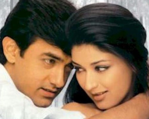 In 1999, Aamir acted in <I>Sarfarosh</i> opposite Sonali Bendre.