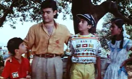 Based roughly on <I>The Sound of Music</i> came the huge hit of 1993, <I>Hum Hain Rahi Pyaar Ke</i>. Once again, Aamir played opposite Juhi in the film.