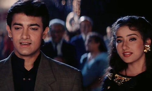 In 1995, Aamir starred opposite Manisha Koirala in <I>Akele Hum Akele Tum</i>. The film was copied from the Hollywood flick <I>Kramer vs Kramer</i> starring Dustin Hoffman and Meryl Streep.