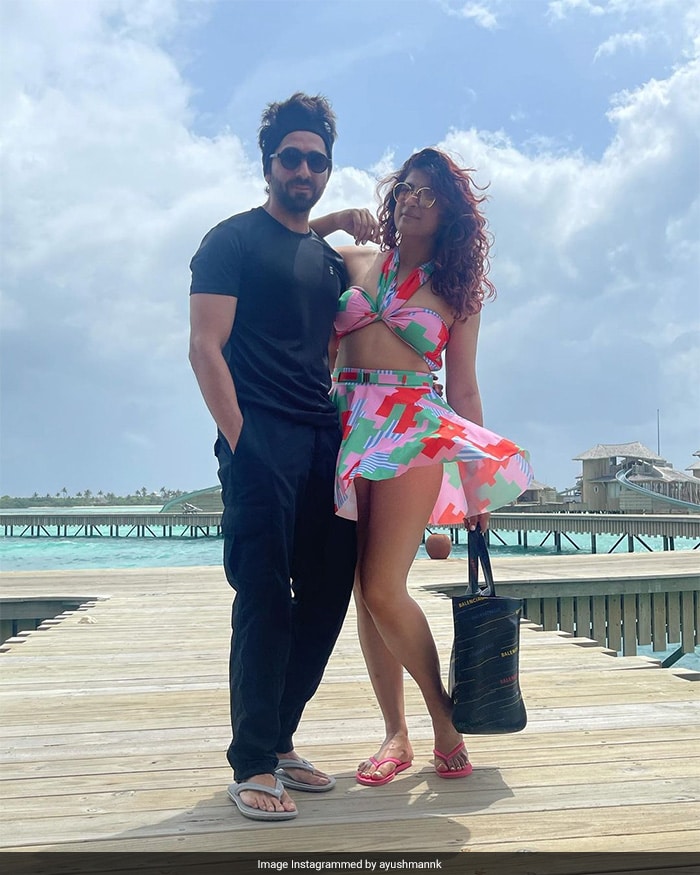 2021 Recap: It Was Always Maldives O\' Clock For Bollywood Couples