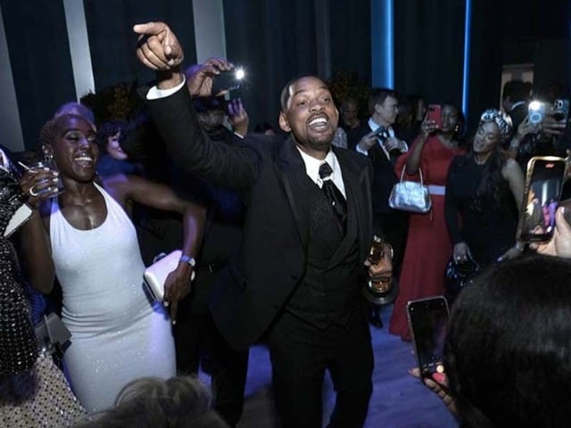 5 Pics Of Will Smith Partying Like Slapgate Never Happened