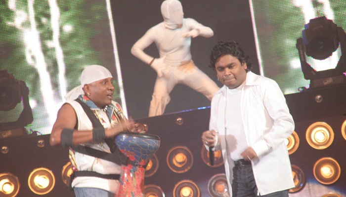 A R Rahman enthralled thousands of his fans when he staged a live concert in Hyderabad. (Photo: NDTV)