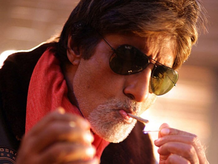 In <I>Bunty Aur Babli</I>, Big B turned a local policeman wearing a cheap leather jacket, a red cloth around his neck along with Ray Ban sunglasses and smoking a beedi.