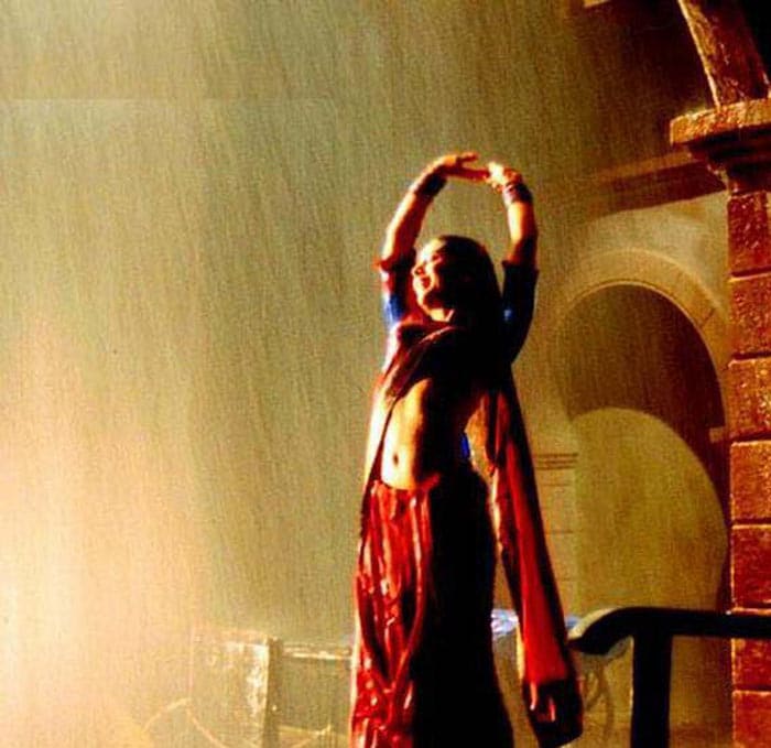 Closer to the present was Kareena Kapoor in <I>Chameli</i> in the song <I>Bhaage re mann</i>.