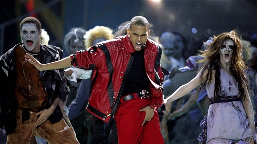 Chris Brown, center, performs the song Thriller at the World Music Awards at Earls Court Arena, London.