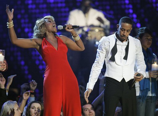 Ludacris and Mary J. Blige perform the song Runaway Love at the 49th Annual Grammy Awards