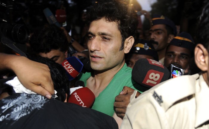 Shiney was asked to pay Rs 50,000 as surety for his release. The first thing he did after walking out of jail on Saturday evening was go to a Shani temple in Malad with his wife Anupam.(Photo: AFP)