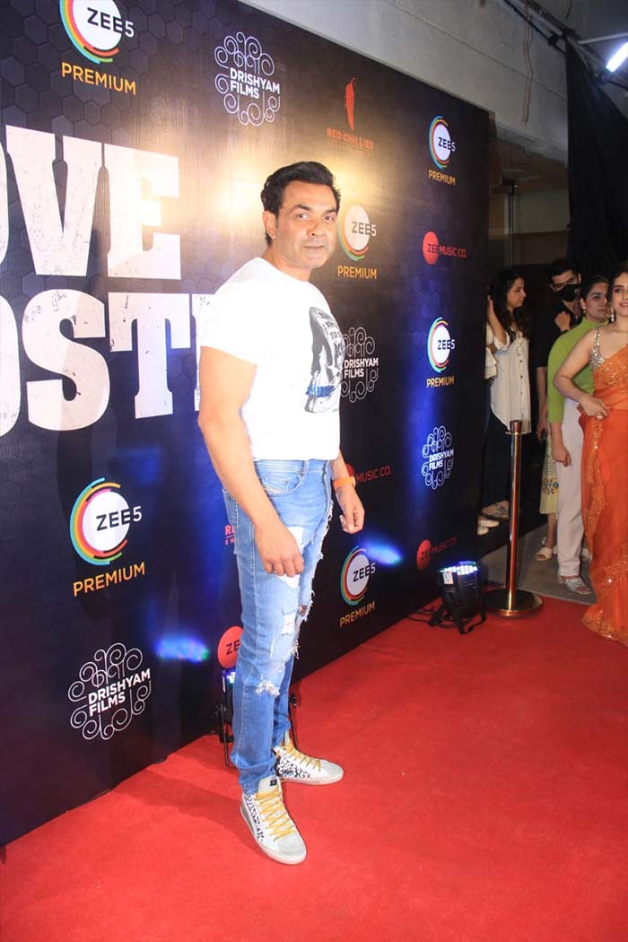 Bobby Deol looked smart at <i>Love Hostel</i> promotions.