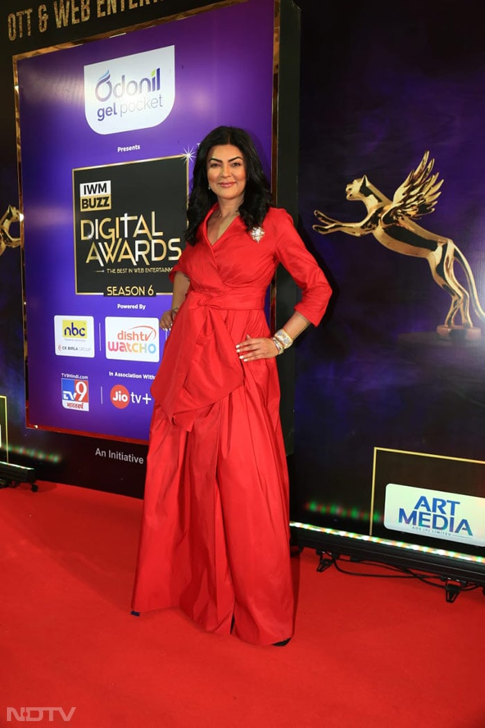 A Star Studded Evening Featuring Kajol, Sushmita Sen And Others