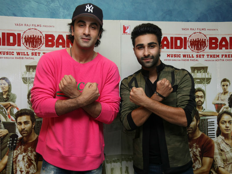 The Kapoors Cheer For Aadar Jain And <i>Qaidi Band</i>