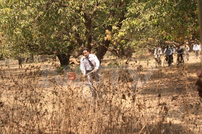 Ajay, Bipasha in Aakrosh