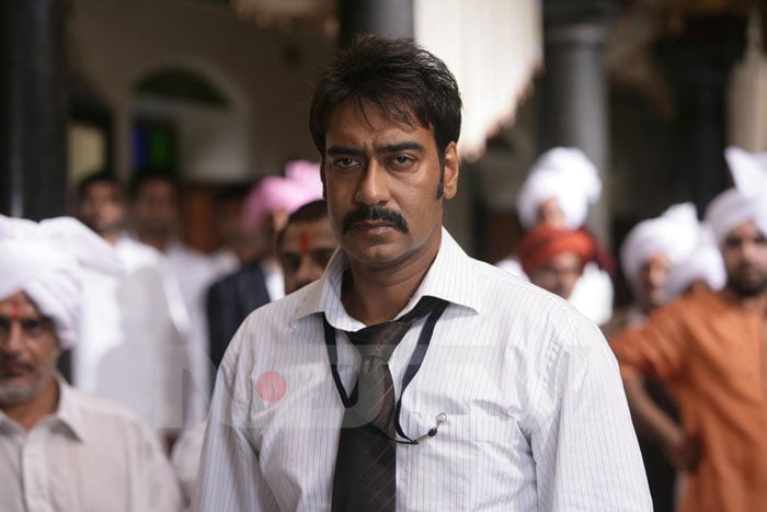 Ajay, Bipasha in <i>Aakrosh</i>