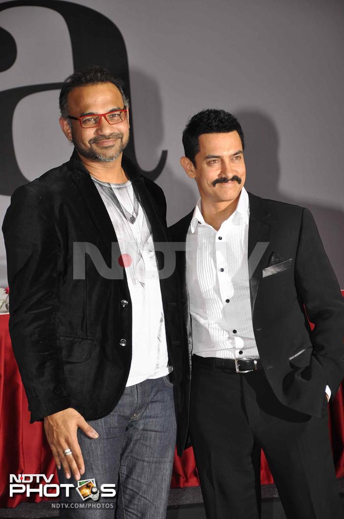 Inside Aamir\'s \'cool\' party