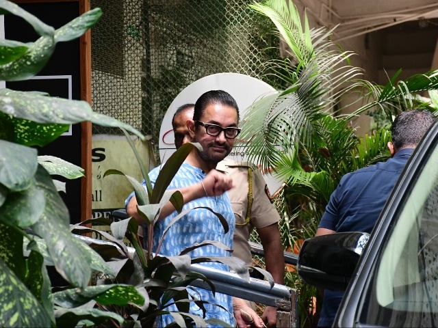 Photo : नए रंग-ढंग में नजर आए आमिर खान, मिस्टर परफेक्शनिस्ट का बदला हेयरस्टाइल