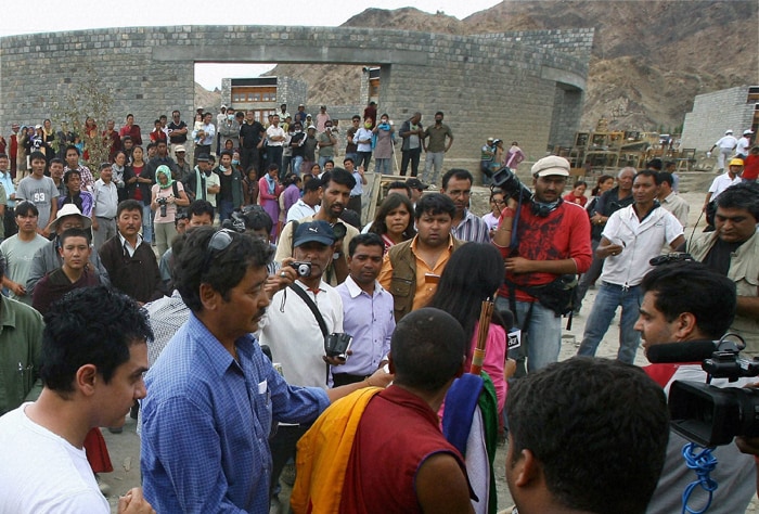 "This is not how I would have liked to revisit Leh. I will contribute myself and I also want the people to contribute to the PM's Relief Fund," said Aamir.