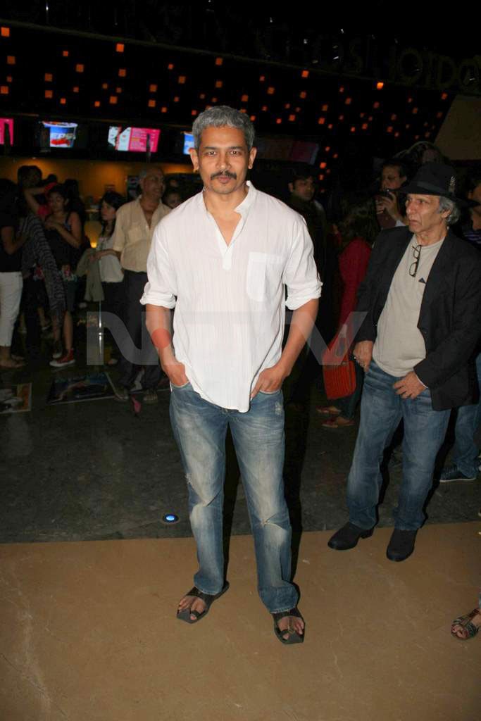 Hands in pockets, Atul Kulkarni