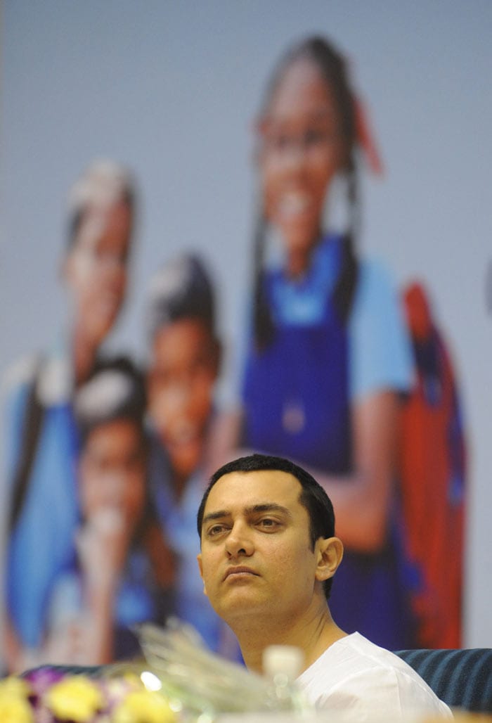 Aamir to promote cleanliness in schools