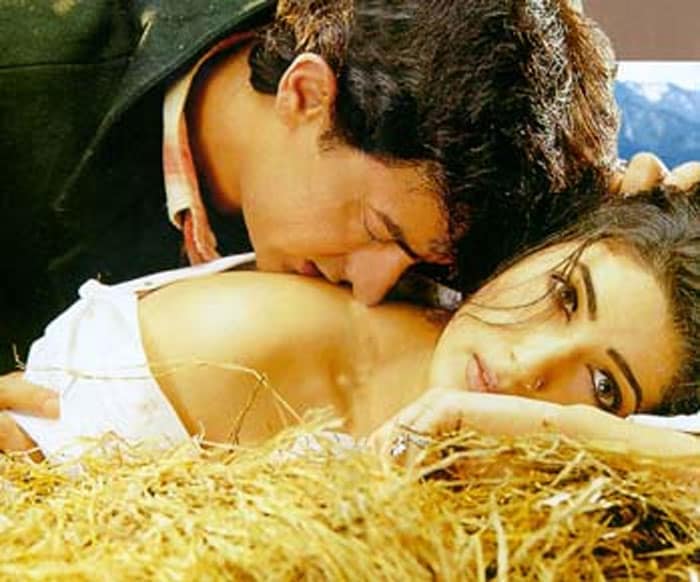 Twinkle Khanna played the lead in Aamir Khan's <i>Mela</i>, but the movie flopped at the box office.