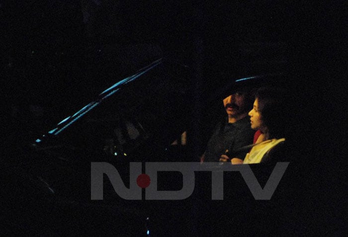 A moustached Aamir looked totally in control as he took to the wheels, as Rani sat in the passenger seat.