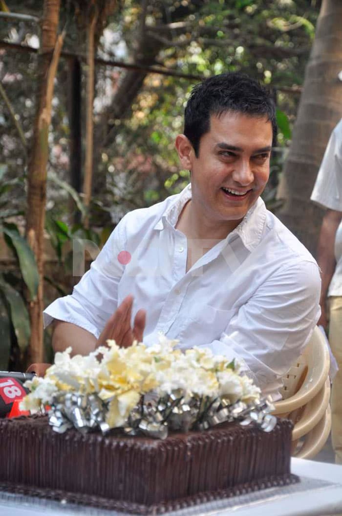 Aamir Khan interacting with the media.