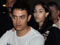 Photo : Aamir spends birthday with family