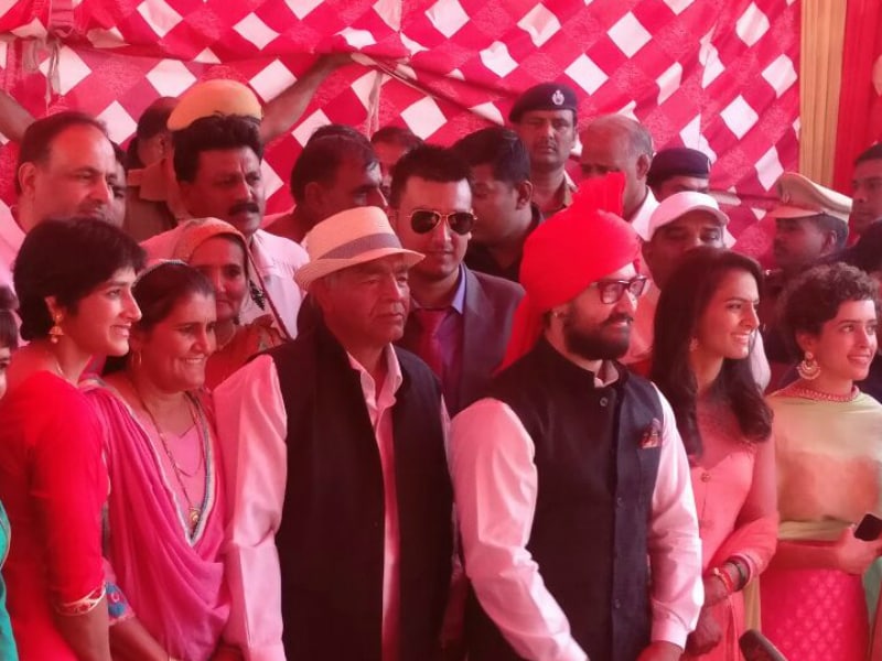 Photo : Aamir Khan Joins Wrestler Geeta Phogat's Wedding Festivities
