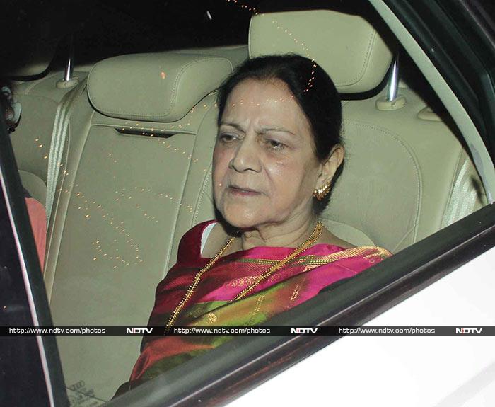 Aamir's mother Zeenat Hussain was also part of the do.