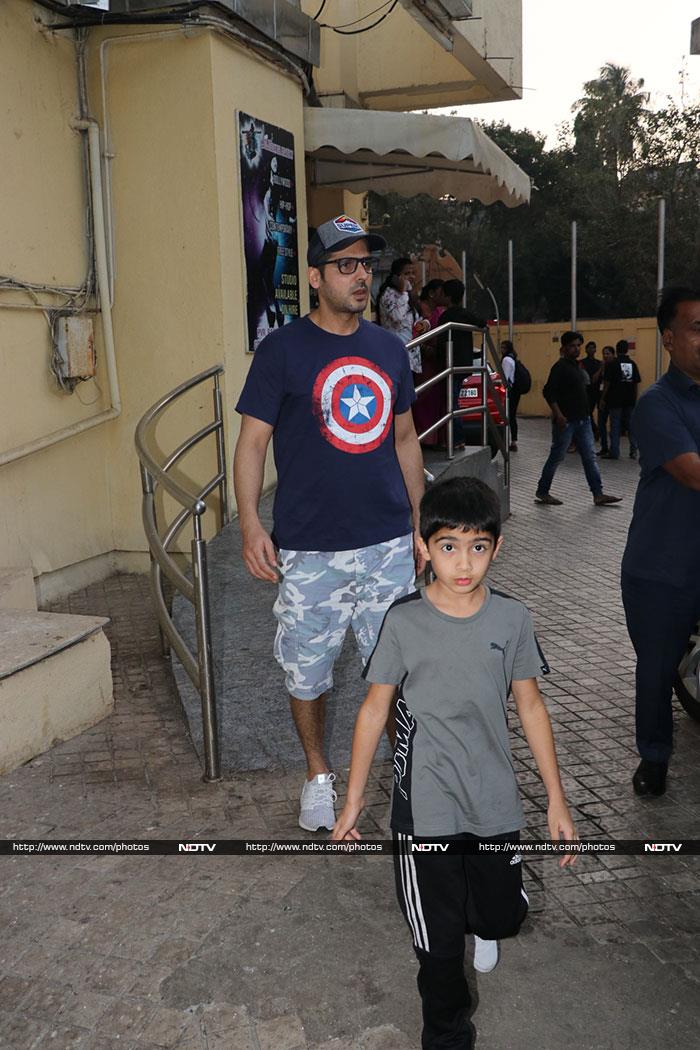 Aamir Khan\'s Day Out With Daughter Ira