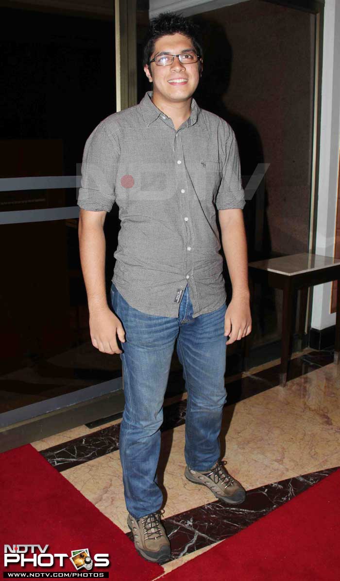 Stars at Aamir Khan\'s bash