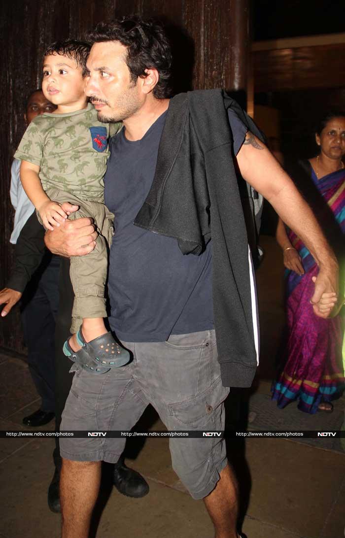 Aaradhya\'s Birthday Party: Shilpa, Hrithik, Lara and Their Little Ones
