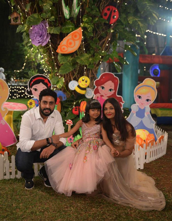 7 Fabulous Inside Pics From Aaradhya\'s Birthday Party