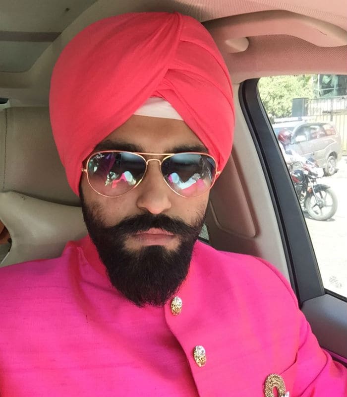 The groom also took a selfie before the ceremony. <br><br> This image was posted on Twitter by <a href="https://twitter.com/AaryaBabbar222" target="_blank" rel="nofollow" >Aarya Babbar</a>