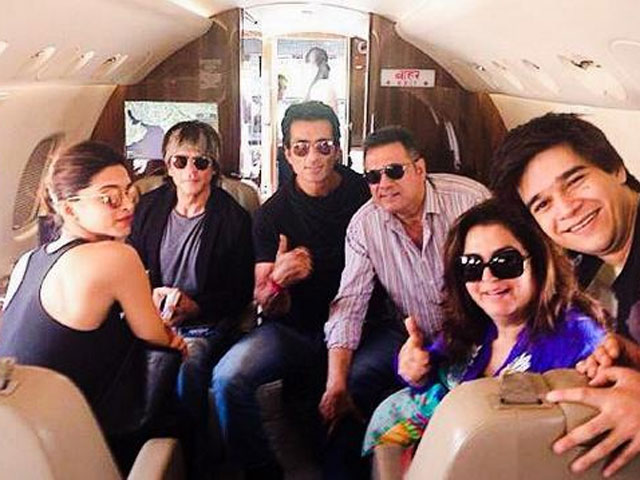 Ahmedabad Road-Trip: Shah Rukh, Deepika, Sonu