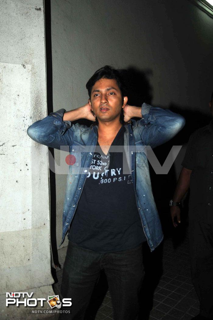 Editor turned director and Farah Khan's husband Shirish Kunder strikes a pose.