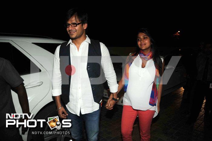 Vivek Oberoi walked hand-in-hand with his pregnant and glowing wife Priyanka Alva.