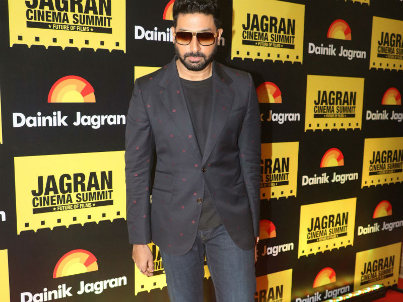 Hello There! Abhishek Bachchan